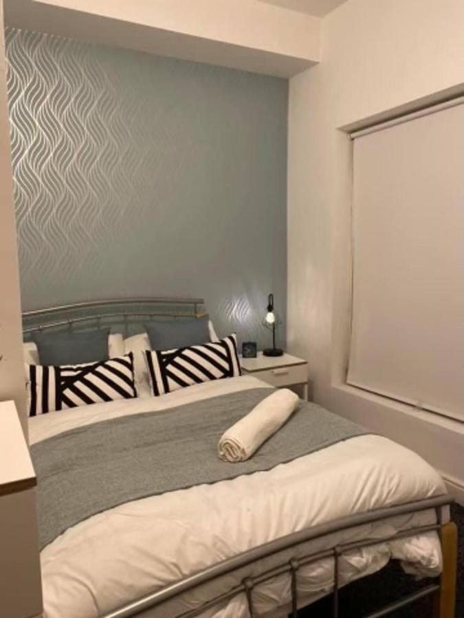 Spacious Four Bedroom Home 3 Bathrooms - 코번트리 외부 사진